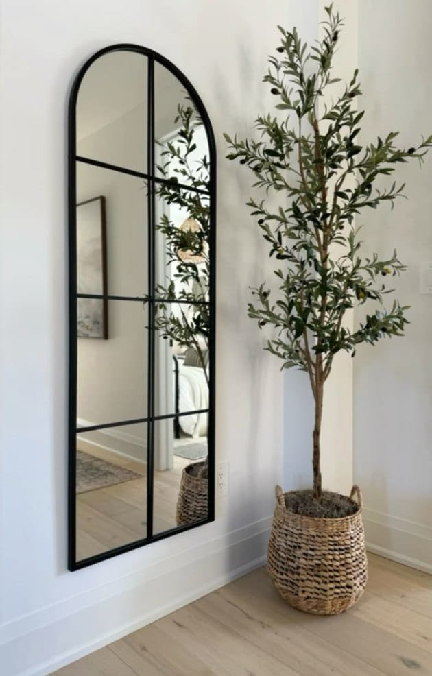 Large Statement Trees for Open Floor Plans