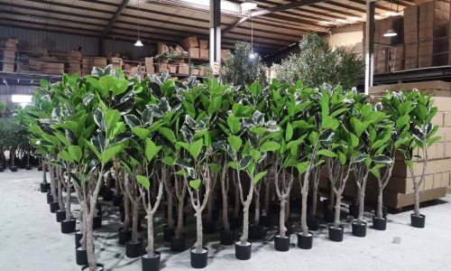 Mass production at HRtrees, your expert artificial potted plants manufacturer.